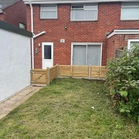 Stylish 3 Bedroom House Holiday home *