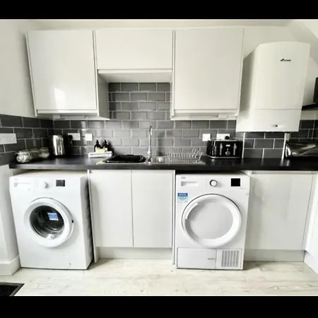 Holiday home Stylish 3 Bedroom House *