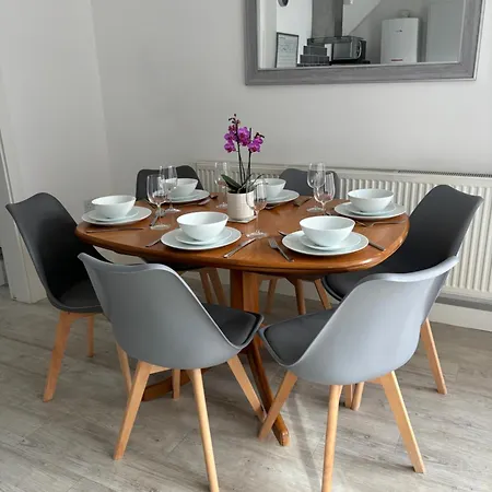 Stylish 3 Bedroom House Holiday home Whitchurch (Somerset)