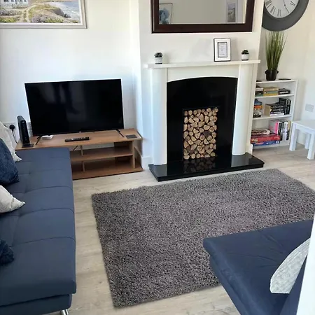 Σπίτι διακοπών Stylish 3 Bedroom House *