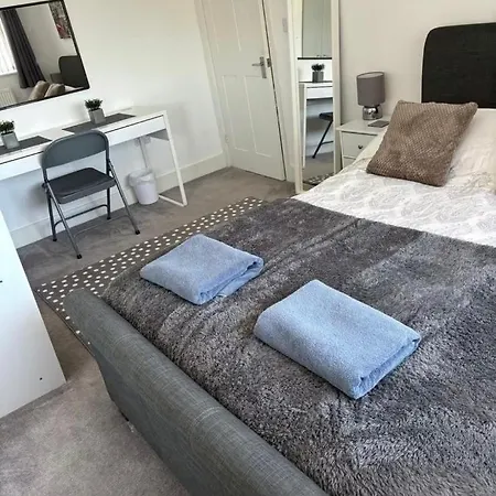 Σπίτι διακοπών Stylish 3 Bedroom House *